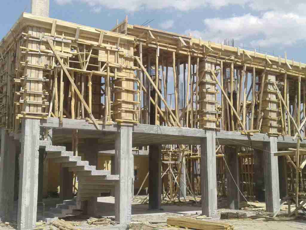 Emirdağ İnşaat Kalıpçısı